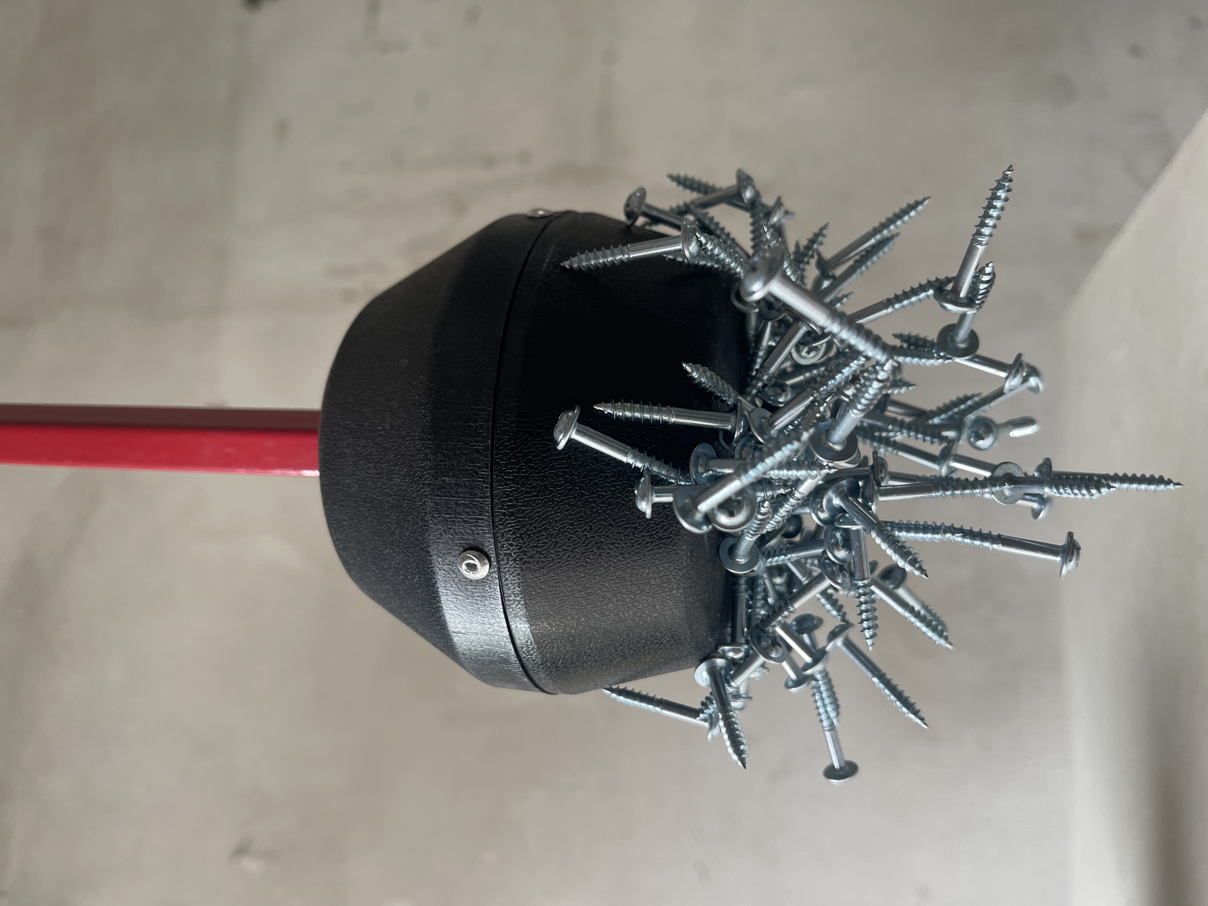 Long-reach Magnetic Pick-up Tool with Quick Release video